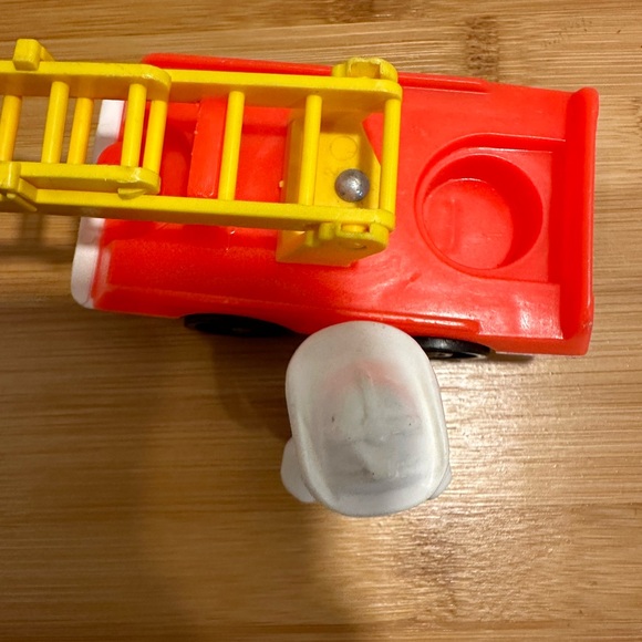 Vintage Fisher Price Little People Fireman and Fire Engine Truck! Village Toys! - Picture 7 of 13